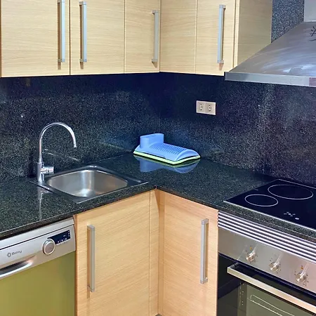 Yasumi - 4p Modern With Parking & Swimming Pool Daire *