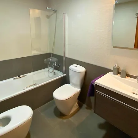 Daire Yasumi - 4p Modern With Parking & Swimming Pool Lloret de Mar
